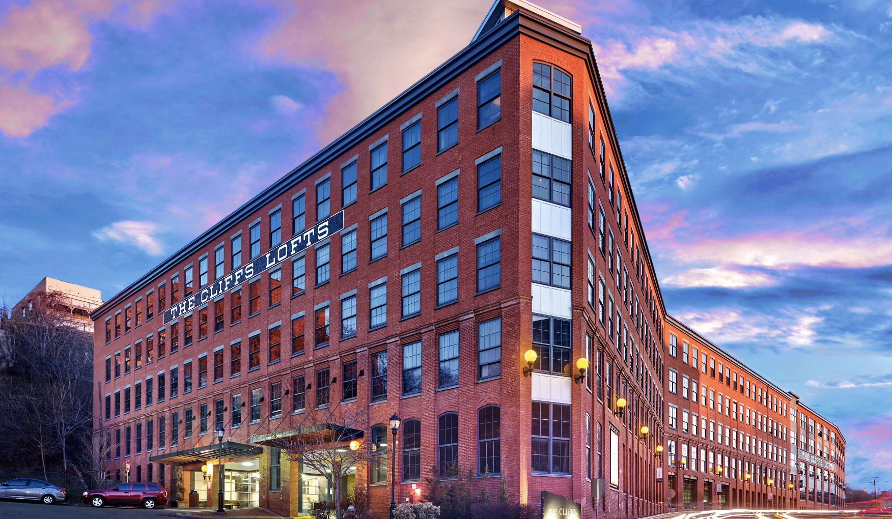 THE CLIFFS LOFTS - 2008