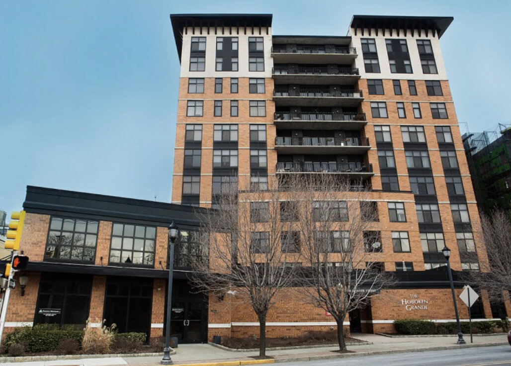 HOBOKEN GRANDE - 2002